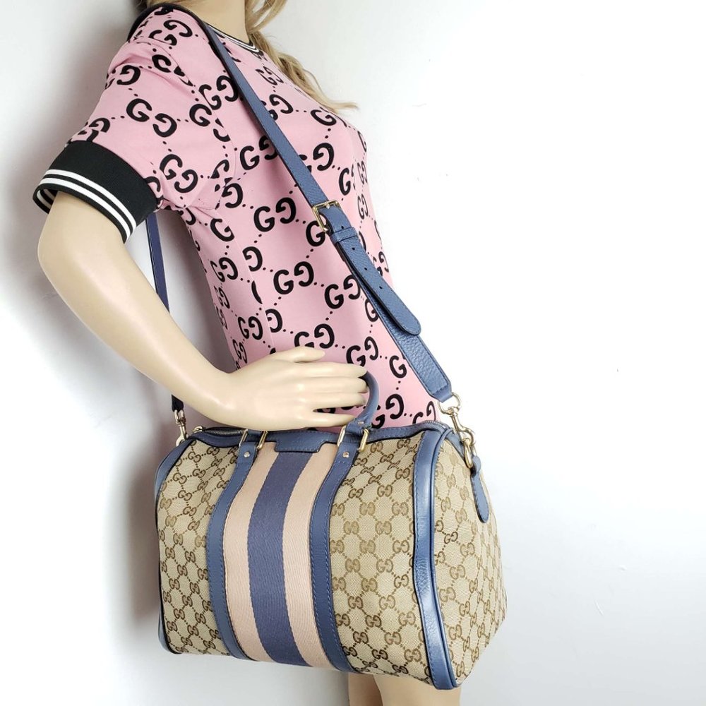 Authentic Gucci Canvas Vintage Medium CrossbodyBag - Picture 15 of 16